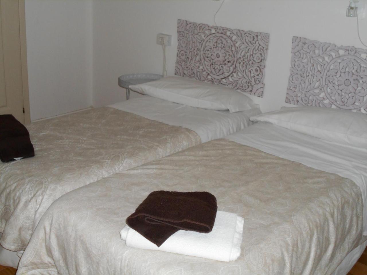 Guesthouse Viale Bergamo Exteriör bild